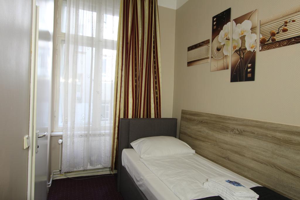 City Hotel Gotland เบอร์ลิน ภายนอก รูปภาพ