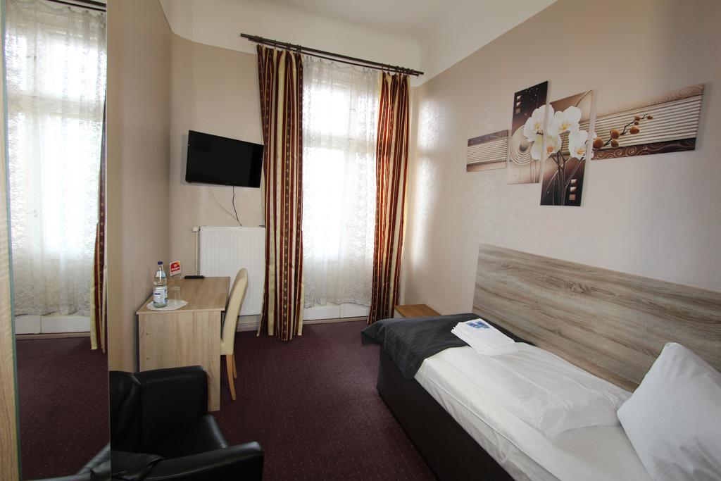 City Hotel Gotland เบอร์ลิน ภายนอก รูปภาพ
