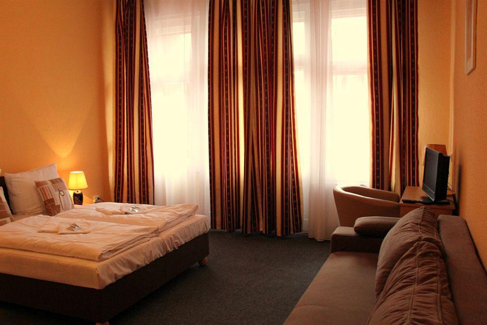 City Hotel Gotland เบอร์ลิน ภายนอก รูปภาพ