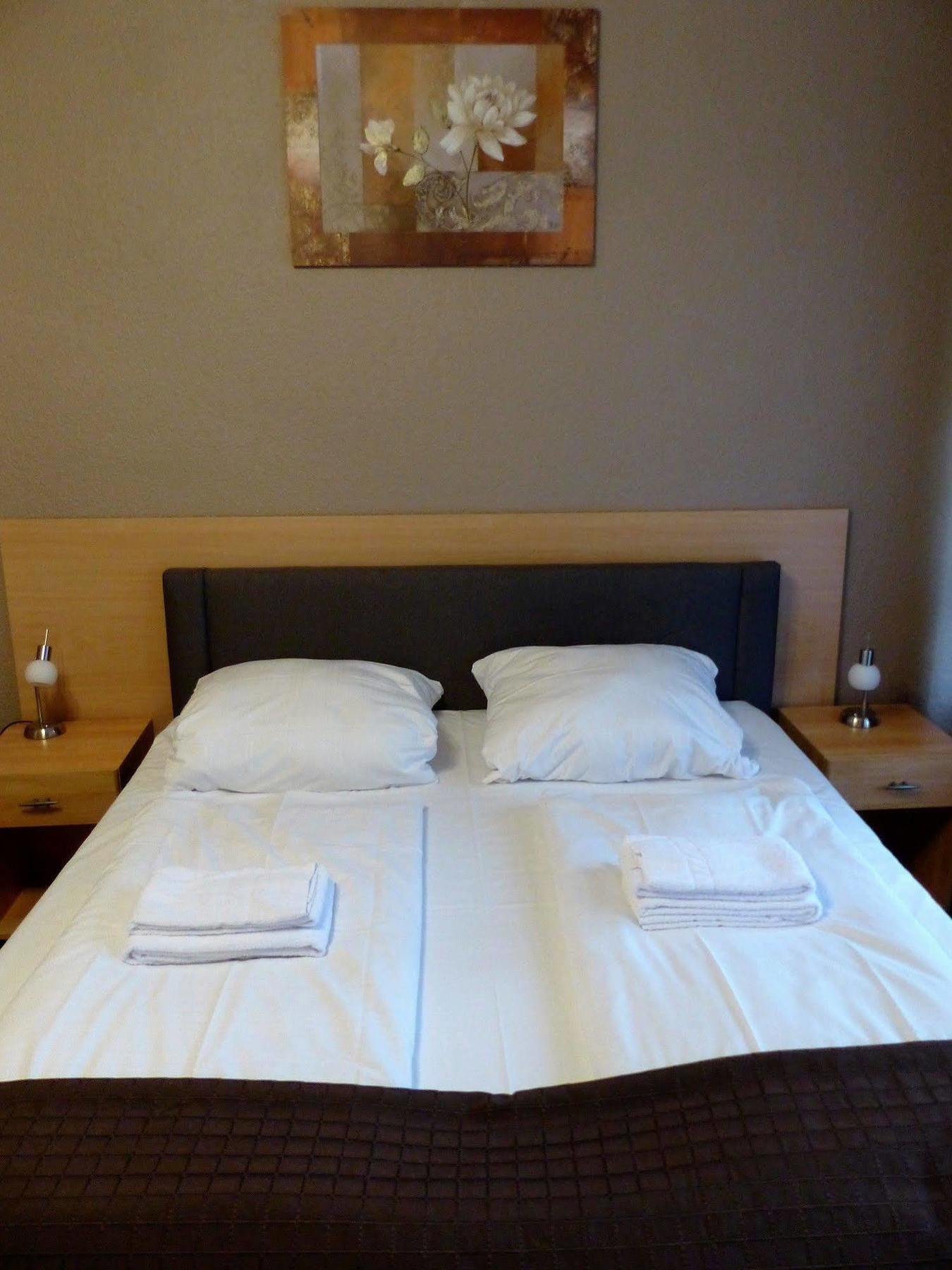 City Hotel Gotland เบอร์ลิน ภายนอก รูปภาพ