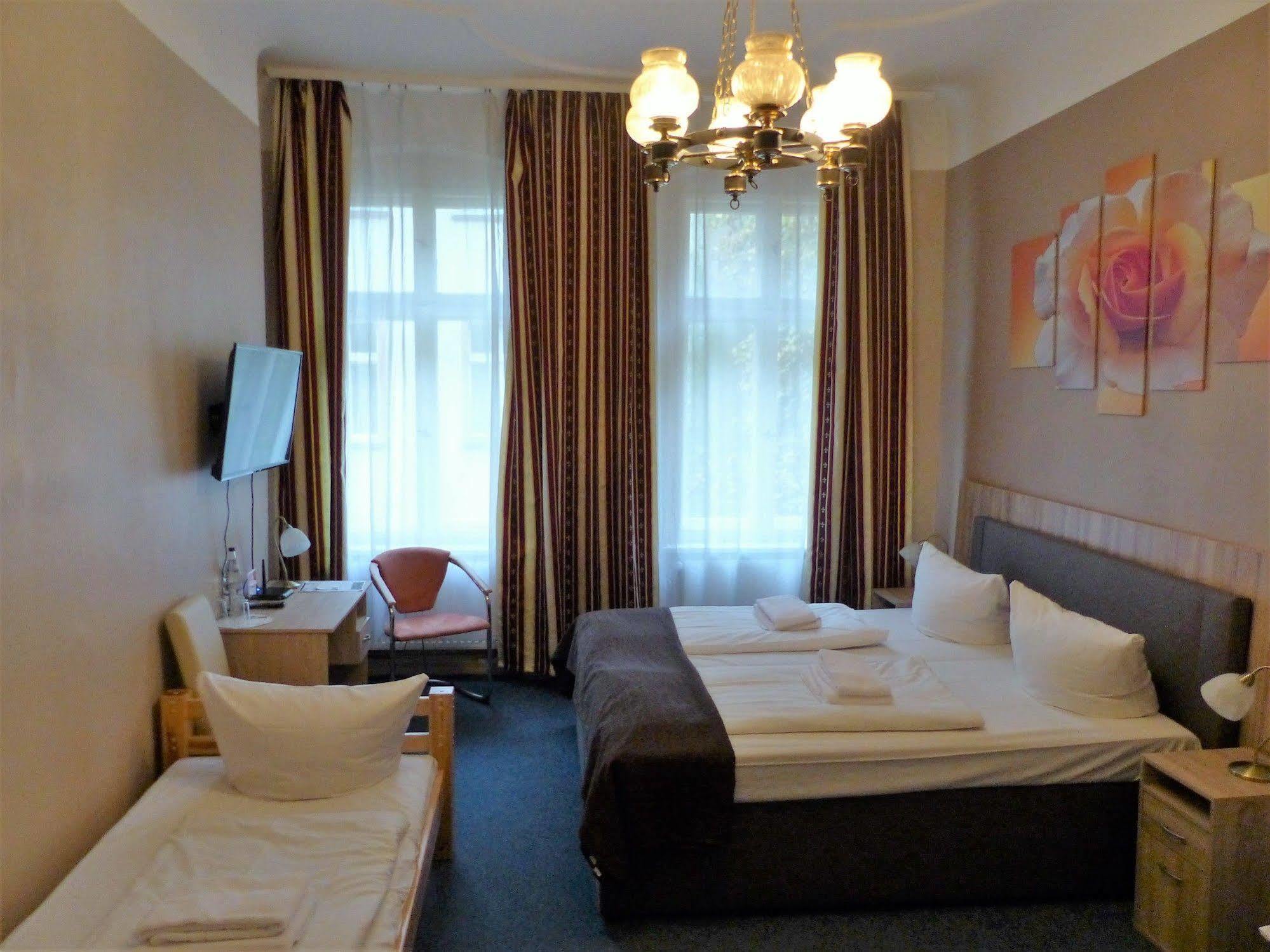 City Hotel Gotland เบอร์ลิน ภายนอก รูปภาพ